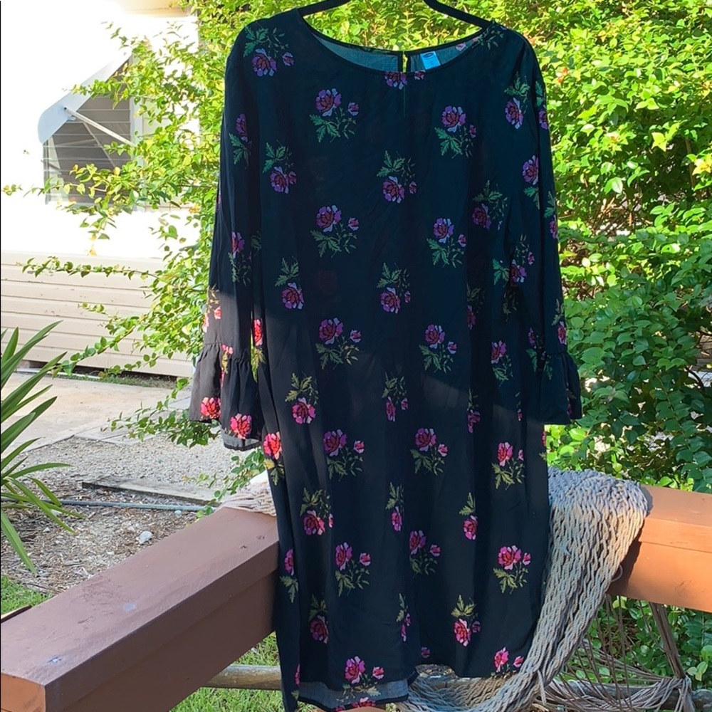 Old Navy floral dress